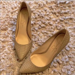 Jessica Simpson nude snakeskin pumps
